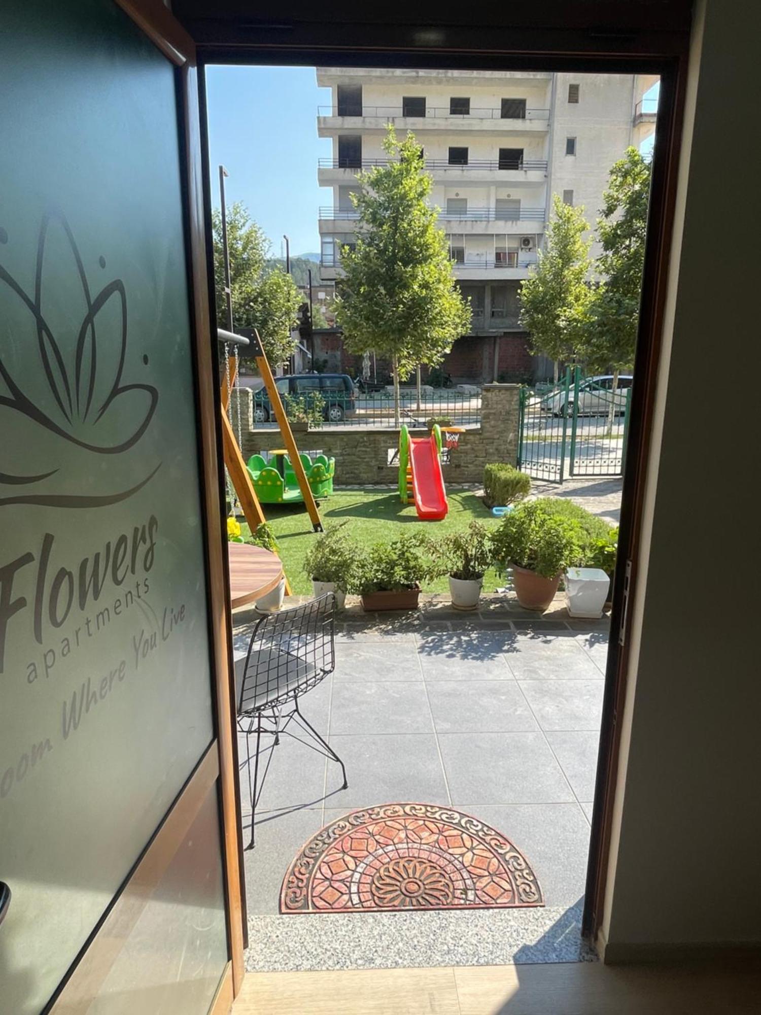 Bujtina Flowers Përmet